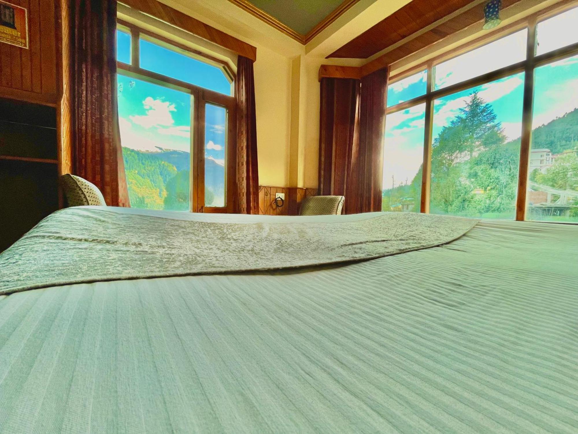 Woods Villa Cottages Manali - 1,2,3,4 Cottages & Villas Available In Manali With Scenic Mountain View Экстерьер фото