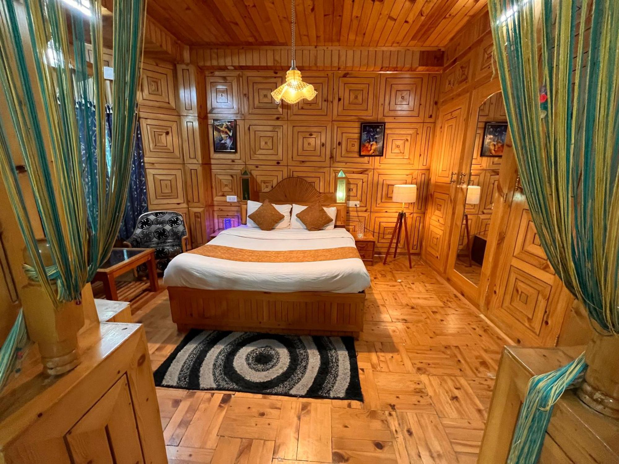 Woods Villa Cottages Manali - 1,2,3,4 Cottages & Villas Available In Manali With Scenic Mountain View Экстерьер фото
