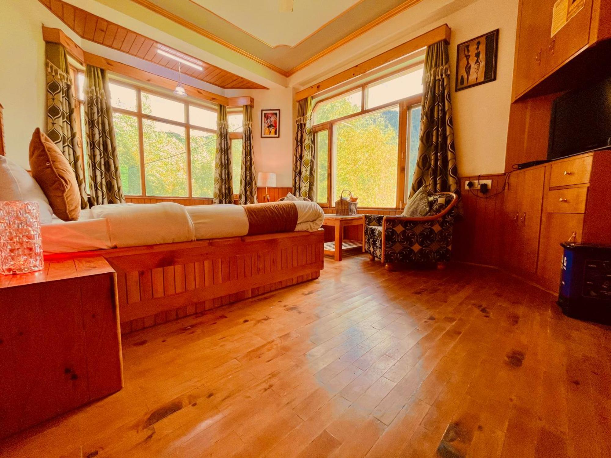 Woods Villa Cottages Manali - 1,2,3,4 Cottages & Villas Available In Manali With Scenic Mountain View Экстерьер фото